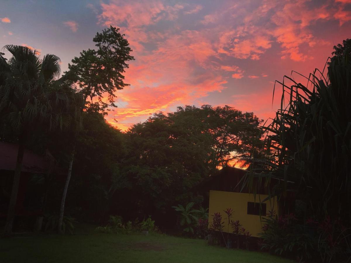 Casa Colores Montezuma Bagian luar foto